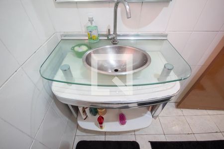 Casa à venda com 250m², 2 quartos e 4 vagasBanheiro