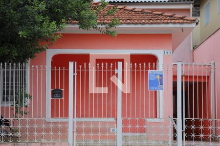 Casa à venda com 250m², 2 quartos e 4 vagasFachada