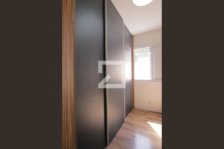 Apartamento à venda com 59m², 2 quartos e 1 vagaQuarto 2