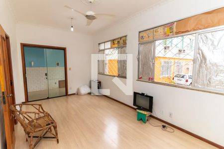 Sala  de casa à venda com 3 quartos, 192m² em Pilares, Rio de Janeiro