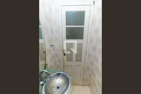 Casa à venda com 192m², 3 quartos e 2 vagasBanheiro 3