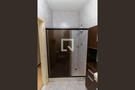 Casa à venda com 192m², 3 quartos e 2 vagasBanheiro 