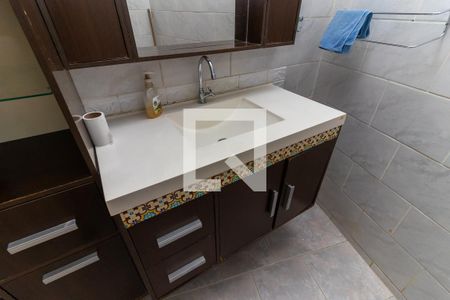 Casa à venda com 192m², 3 quartos e 2 vagasBanheiro 2