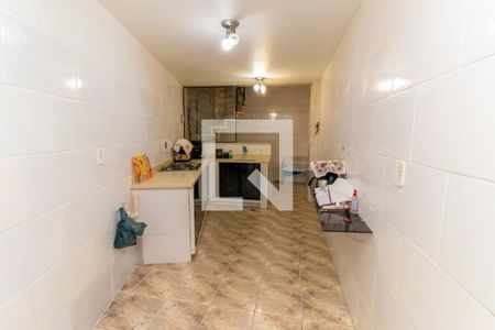 Casa à venda com 192m², 3 quartos e 2 vagasCozinha 