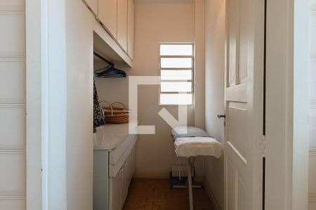 Apartamento à venda com 105m², 3 quartos e 1 vaga Apartamento à venda com 105m², 3 quartos e 1 vagaQuarto de Serviço