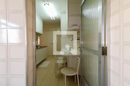 Apartamento à venda com 105m², 3 quartos e 1 vaga Apartamento à venda com 105m², 3 quartos e 1 vagaCozinha