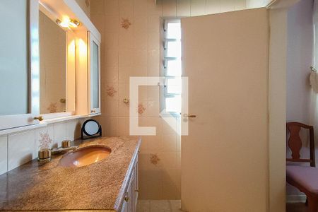 Apartamento à venda com 105m², 3 quartos e 1 vaga Apartamento à venda com 105m², 3 quartos e 1 vagaBanheiro da Suíte 1
