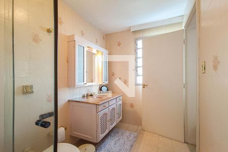 Apartamento à venda com 105m², 3 quartos e 1 vaga Apartamento à venda com 105m², 3 quartos e 1 vagaBanheiro da Suíte 1