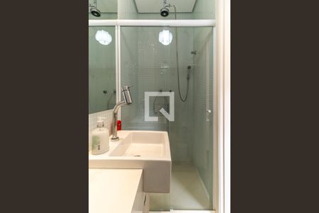 Apartamento para alugar com 104m², 2 quartos e 1 vagaBanheiro da Suíte - Box