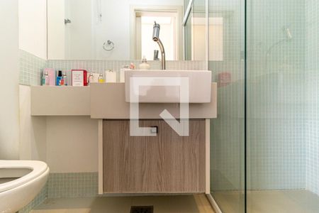 Banheiro da Suíte de apartamento para alugar com 2 quartos, 104m² em Higienópolis, São Paulo