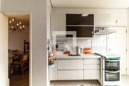 Apartamento para alugar com 104m², 2 quartos e 1 vagaCozinha - Armários