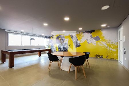 Apartamento para alugar com 28m², 1 quarto e sem vaga Apartamento para alugar com 28m², 1 quarto e sem vagaÁrea comum - Salão de jogos