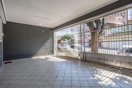 Casa à venda com 320m², 5 quartos e 4 vagasGaragem