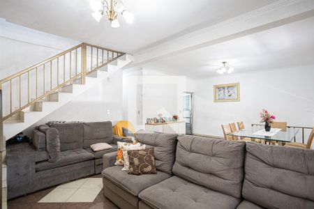 Casa à venda com 320m², 5 quartos e 4 vagasSala