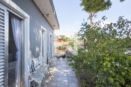 Casa à venda com 320m², 5 quartos e 4 vagasVaranda