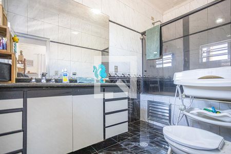 Casa à venda com 320m², 5 quartos e 4 vagasbanheiro 2