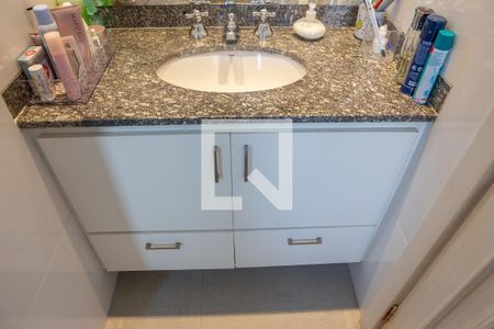 Apartamento à venda com 146m², 3 quartos e 3 vagasBanheiro da Suíte 1