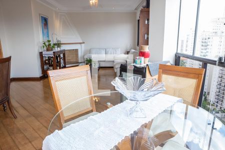 Apartamento à venda com 146m², 3 quartos e 3 vagasSala