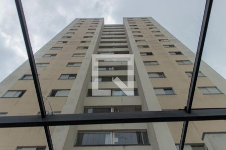 Fachada do bloco de apartamento para alugar com 2 quartos, 51m² em Freguesia do Ó, São Paulo