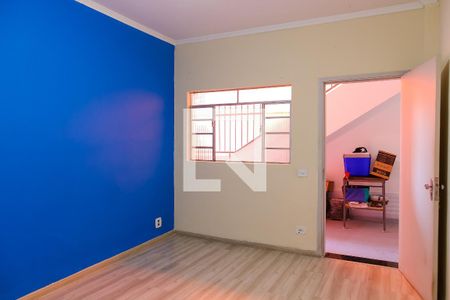 Casa à venda com 287m², 5 quartos e 3 vagasSala 2