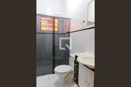 Casa à venda com 287m², 5 quartos e 3 vagasBanheiro da Suíte 2