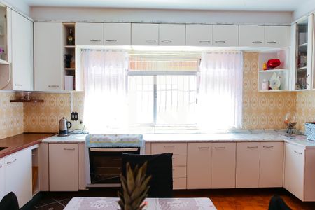 Casa à venda com 287m², 5 quartos e 3 vagasCozinha