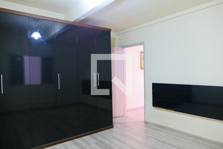 Casa à venda com 287m², 5 quartos e 3 vagasQuarto 4