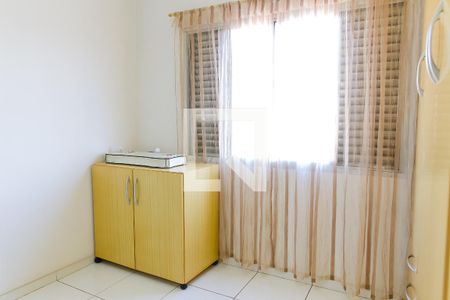 Casa à venda com 287m², 5 quartos e 3 vagasQuarto 2