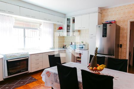 Casa à venda com 287m², 5 quartos e 3 vagasCozinha