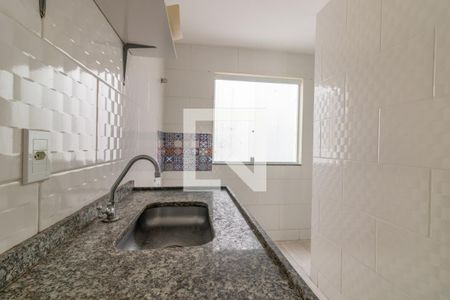 Apartamento para alugar com 45m², 2 quartos e sem vaga Apartamento para alugar com 45m², 2 quartos e sem vagaCozinha e Área de Serviço
