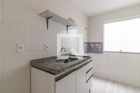 Apartamento para alugar com 45m², 2 quartos e sem vaga Apartamento para alugar com 45m², 2 quartos e sem vagaCozinha e Área de Serviço