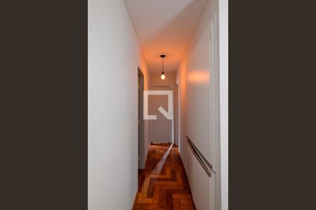 Corredor de apartamento para alugar com 3 quartos, 85m² em Vila Monumento, São Paulo