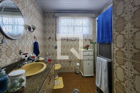 Casa à venda com 213m², 3 quartos e 2 vagasBanheiro