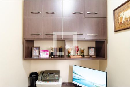 Apartamento à venda com 70m², 2 quartos e sem vagaEscritório