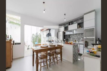 Casa à venda com 3 quartos, 177m² em Cursino, São Paulo