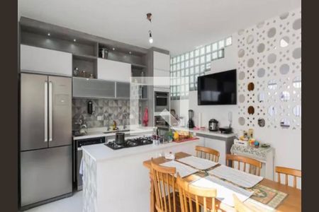 Casa à venda com 3 quartos, 177m² em Cursino, São Paulo