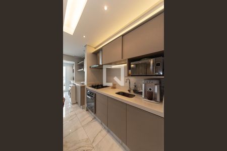 Apartamento à venda com 70m², 2 quartos e 2 vagas Apartamento à venda com 70m², 2 quartos e 2 vagasCozinha