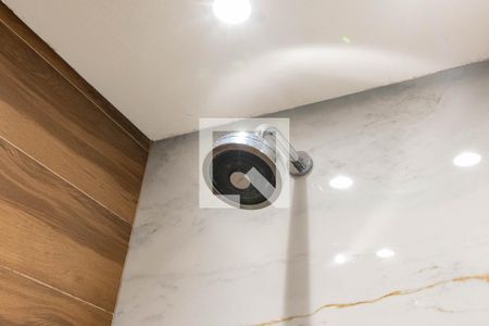 Apartamento à venda com 70m², 2 quartos e 2 vagas Apartamento à venda com 70m², 2 quartos e 2 vagasBanheiro da Suíte