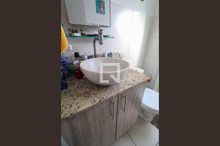 Apartamento para alugar com 75m², 2 quartos e 2 vagasBanheiro