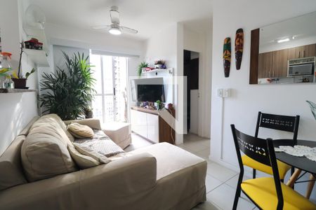 Sala de apartamento para alugar com 2 quartos, 75m² em Jacarepaguá, Rio de Janeiro