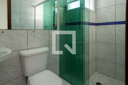 Casa à venda com 252m², 3 quartos e 3 vagas Casa à venda com 252m², 3 quartos e 3 vagasBanheiro - Suíte 2