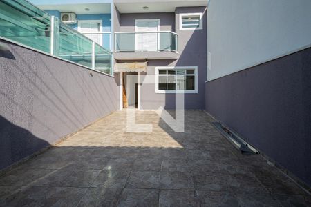 Casa à venda com 252m², 3 quartos e 3 vagas Casa à venda com 252m², 3 quartos e 3 vagasGaragem