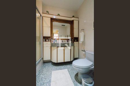 Apartamento à venda com 180m², 4 quartos e 2 vagas Apartamento à venda com 180m², 4 quartos e 2 vagasBanheiro do Quarto 3