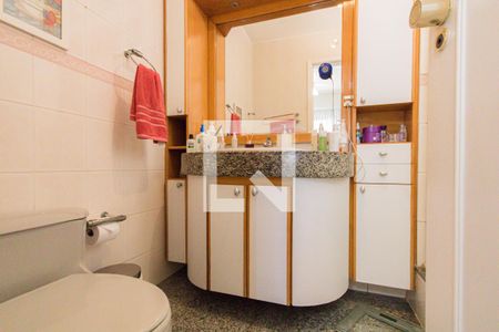 Apartamento à venda com 180m², 4 quartos e 2 vagas Apartamento à venda com 180m², 4 quartos e 2 vagasBanheiro do Quarto 4