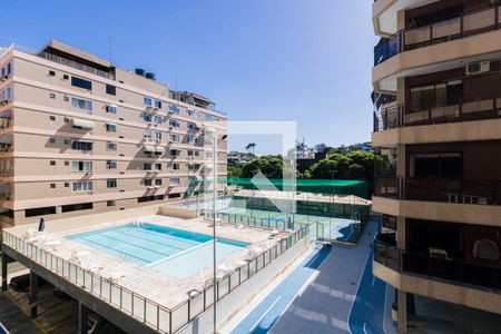 Apartamento à venda com 180m², 4 quartos e 2 vagas Apartamento à venda com 180m², 4 quartos e 2 vagasVista da Varanda do Quarto 3