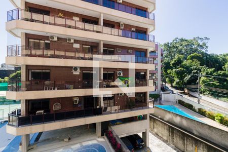 Apartamento à venda com 180m², 4 quartos e 2 vagas Apartamento à venda com 180m², 4 quartos e 2 vagasVista da Varanda do Quarto 3