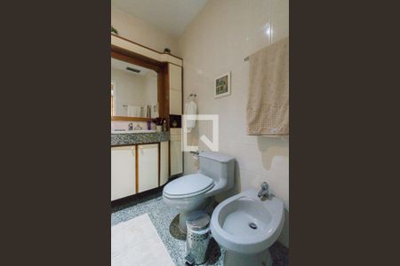 Apartamento à venda com 180m², 4 quartos e 2 vagas Apartamento à venda com 180m², 4 quartos e 2 vagasBanheiro do Quarto 3