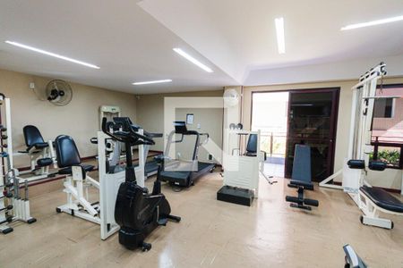 Apartamento à venda com 180m², 4 quartos e 2 vagas Apartamento à venda com 180m², 4 quartos e 2 vagasAcademia