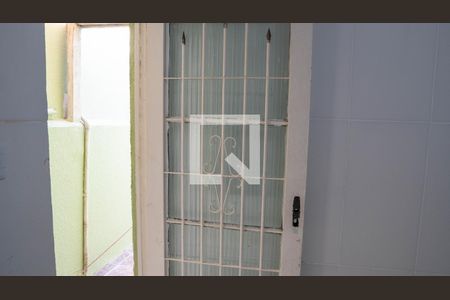Casa para alugar com 41m², 1 quarto e sem vaga Casa para alugar com 41m², 1 quarto e sem vagaEntrada