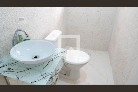 Casa para alugar com 41m², 1 quarto e sem vaga Casa para alugar com 41m², 1 quarto e sem vagaBanheiro